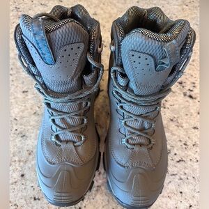 Columbia Techlite Omniheat Snow/Winter Boot Womens size9